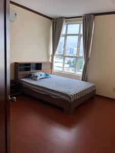 Phòng ngủ căn hộ Hoàng Anh Thanh Bình Cho thuê căn hộ Hoàng Anh Thanh Bình tầng thấp, diện tích 70m2, nội thất cơ bản