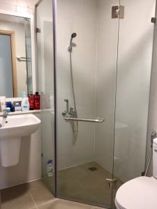 Phòng tắm Safira Khang Điền, Quận 9 Căn hộ Safira Khang Điền view biệt thự, hướng Tây Nam.