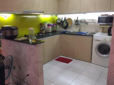 Phòng bếp NewTown Apartment, Thủ Đức Căn hộ Newtown Apartment ban công hướng Nam, đầy đủ nội thất.