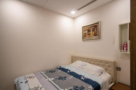Phòng ngủ căn hộ Vinhomes Golden River Căn hộ Vinhomes Golden River view thành phố, nội thất đầy đủ.