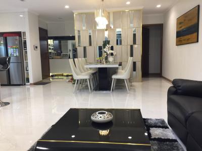 Phòng khách Vinhomes Central Park Căn hộ Vinhomes Central Park tầng trung, đầy đủ nội thất.