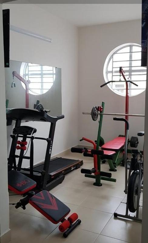 Phòng Gym Nhà phố Bình Thạnh hướng Đông Nam, diện tích đất 8mx16m.