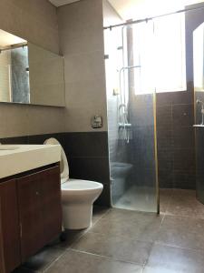 Phòng tắm căn hộ Thảo Điền Pearl , Quận 2 Căn hộ Thảo Điền Pearl tầng 7 cửa hướng Tây, nội thất cơ bản.