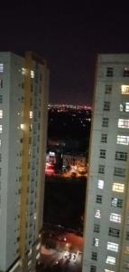 View ban công Căn hộ Sunview Town Căn hộ Sunview Town căn góc đón view thoáng mát, nội thất cơ bản.