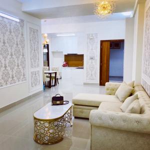 Phòng khách Võ Đình Apartment, Quận 12 Căn hộ Võ Đình Apartment ban công hướng Tây, đầy đủ nội thất.