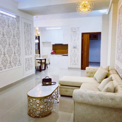 Phòng khách Võ Đình Apartment, Quận 12 Căn hộ Võ Đình Apartment ban công hướng Tây, đầy đủ nội thất.