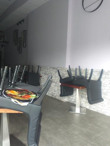 shop-house the sun avenue Shophouse The Sun Avenue hướng Đông Nam, nội thất cơ bản.