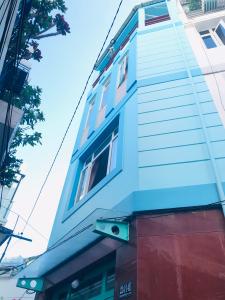 Bán nhà phố đường hẻm Phan Đình Phùng phường 1 quận Phú Nhuận, 3 phòng ngủ, diện tích đất 25.1m2, sổ hồng đầy đủ.