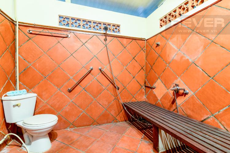 Phòng Tắm Nhà phố 4 phòng ngủ hẻm đường Nguyễn Văn Đậu nội thất đầy đủ