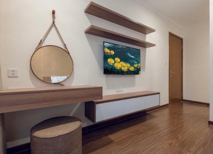 Căn hộ Vinhomes Central Park, Quận Bình Thạnh Căn hộ tầng 45 Vinhomes Central Park thiết kế hiện đại, đầy đủ nội thất.