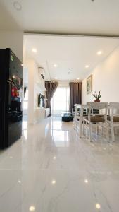 phòng khách Cho thuê căn hộ Terra Royal diện tích 58m2, kết cấu 2 phòng ngủ