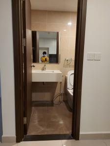 Căn hộ The Tresor quận 4 Căn hộ The Tresor tầng 04 cửa chính hướng Đông Bắc, bàn giao không nội thất 