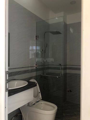 Bên trong nhà phố Phan Văn Trị, Bình Thạnh Nhà phố diện tích 45m2, kết cấu 4 tầng, bàn giao nội thất cơ bản.