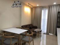 Căn hộ Kingston Residence đầy đủ nội thất tiện nghi, tầng cao.