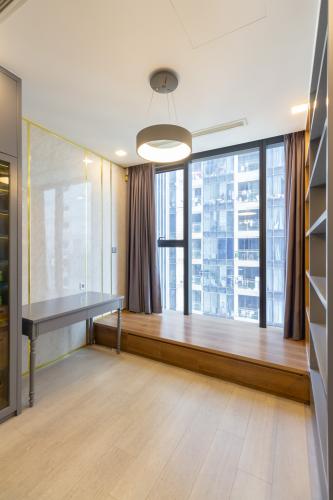 Căn hộ Vinhomes Golden River, Quận 1 Căn hộ Vinhomes Golden River tầng cao, hướng Đông Bắc.