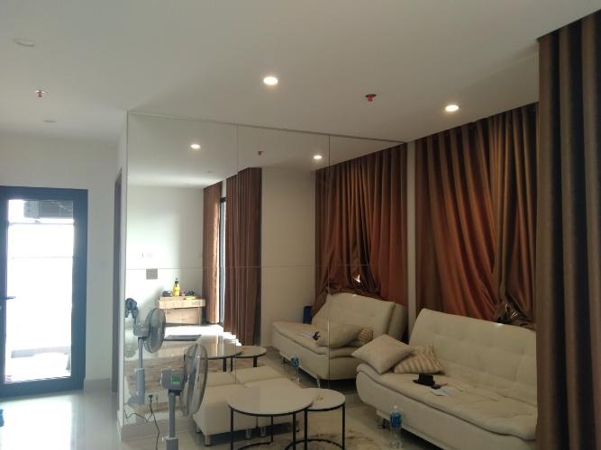 Căn hộ Vinhomes Grand Park tầng cao đầy đủ nội thất, 2 phòng ngủ.