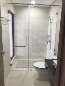 Phòng tắm căn hộ Saigon Pearl, Bình Thạnh Căn hộ Saigon Pearl view thành phố sầm uất, nội thất cơ bản.
