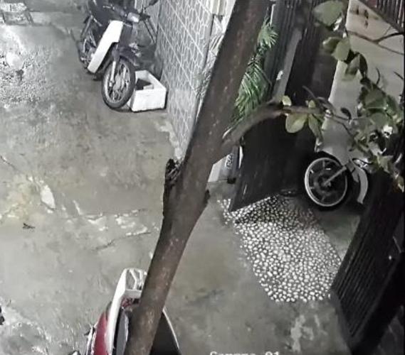 nhà phố Bình Thạnh Bán nhà phố 3 tầng nội thất cơ bản, hẻm xe máy đường Lê Quang Định