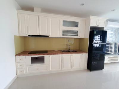 Phòng bếp căn hộ Vinhomes Grand Park Căn hộ Vinhomes Grand Park bàn giao nội thất đầy đủ, view thành phố.