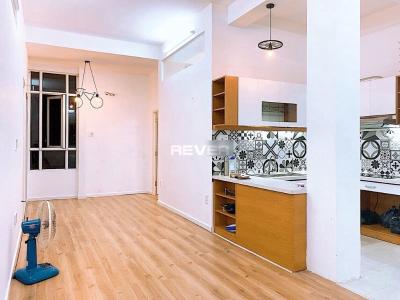 Phòng khách chung cư Khiêm Khải, Quận 8 Căn hộ chung cư Khiêm Khải hướng Tây Nam, đầy đủ nội thất.