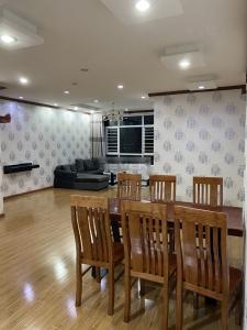 Phòng bếp Hoàng Anh Gold House, Nhà Bè Căn hộ Hoàng Anh Gold House tầng cao, đầy đủ nội thất.