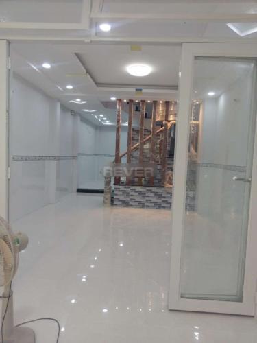 Không gian nhà phố Quận Gò Vấp Nhà phố hẻm xe hơi thông thoáng, diện tích 51m2, đầy đủ tiện ích.