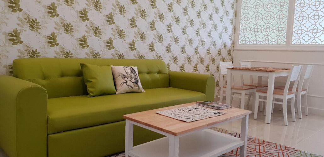 Phòng khách căn hộ River Gate, Quận 4 Căn hộ tầng trung River Gate ban công hướng Đông Nam, view thành phố.