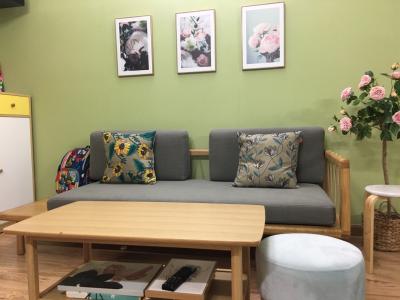 Phòng khách chung cư Bông Sao, Quận 8 Căn hộ chung cư Bông Sao đầy đủ nội thất, ban công Đông Nam.