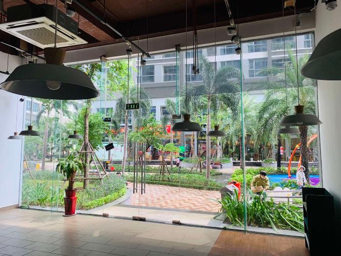 Không gian căn Shop-house Vinhomes Central Park, Bình Thạnh Căn Shop-house 1 trệt 1 lầu cửa hướng Bắc, nội thất cơ bản.