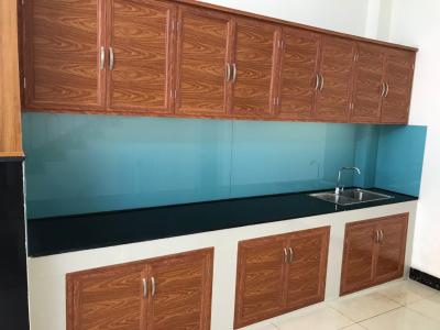 Phòng bếp nhà phố Quận Tân Phú Nhà phố Quận Tân Phú hẻm xe hơi rộng 4m, sổ hồng riêng.