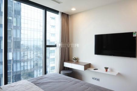 Phòng ngủ căn hộ Vinhomes Golden River Căn hộ Vinhomes Golden River đầy đủ nội thất, view sông và thành phố.