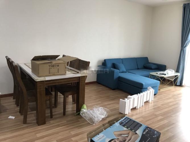 Phòng khách căn hộ Diamond Riverside, Quận 8 Căn hộ chung cư Diamond Riverside nội thất đầy đủ, view nội khu.