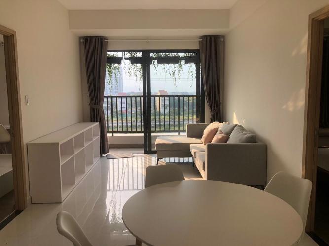 Phòng khách Safira Khang Điền, Quận 9 Căn hộ Safira Khang Điền hướng Tây Nam, đầy đủ nội thất.