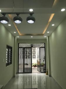 Nhà phố Quận Phú Nhuận Nhà phố diện tích 30m2 kết cấu 1 trệt 3 lầu, khu dân cư đông đúc.