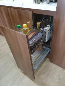 Nội thất Saigon South Residence   Căn hộ Saigon South Residence tầng cao view đón gió mát, đầy đủ nội thất.