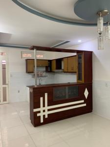 Phòng bếp nhà phố Trương Phước Phan, Bình Tân Nhà phố hướng Đông Nam, mặt tiền đường tỉnh lộ 10 rộng rãi.