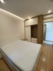 Phòng ngủ căn hộ New City Thủ Thiêm, Quận 2 Căn hộ tầng trung New City Thủ Thiêm nội thất đầy đủ, view sông.