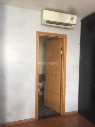 Phòng ngủ căn hộ Him Lam Chợ Lớn Căn hộ Him Lam Chợ Lớn tầng thấp đầy đủ nội thất, hướng Tây.