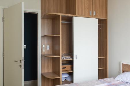 Tủ quần áo  Căn Hộ Masteri TĐ Bán căn hộ Masteri Thảo Điền diện tích 75m2 gồm 2 phòng ngủ và 2 toilet, Tòa T5, đầy đủ nội thất