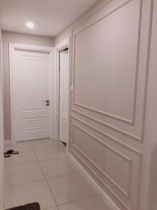 Góc tường Căn hộ SUNRISE CITY Bán căn hộ Sunrise City tầng cao, diện tích 120m2 - 3 phòng ngủ, nội thất cơ bản