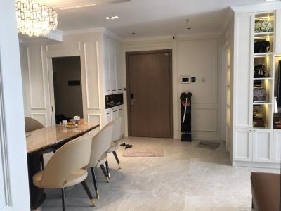 Căn hộ Vinhomes Central Park Bình Thạnh Căn hộ Vinhomes Central Park nội thất mạ vàng, view sông Sài Gòn và Landmark 81