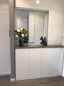 Phòng khách Căn hộ Vinhomes Central Park Căn hộ Vinhomes Central Park đầy đủ nội thất, view công viên.