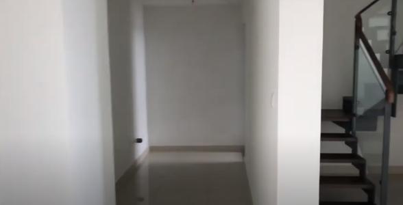 Kiến trúc bên trong Celadon City, Tân Phú Căn hộ Duplex Celadon City tầng trung, view thành phố sầm uất.