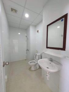 Bên trong căn hộ Topaz Elite Căn hộ Topaz Elite tầng trung, hướng thành phố sầm uất.