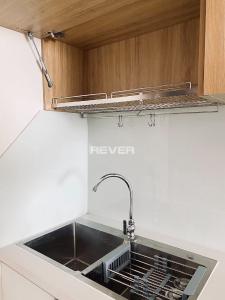 Phòng bếp Topaz Home 2, Quận 9 Căn hộ Topaz Home 2 tầng trung, ban công hướng Tây Bắc.