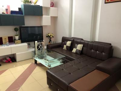 Phòng khách nhà phố Quận Bình Thạnh Nhà phố Q.Bình Thạnh diện tích sử dụng 260.7m2, sổ hồng pháp lý rõ ràng.