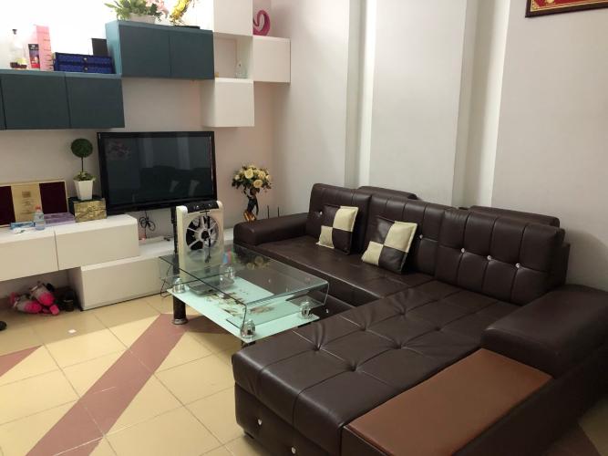 Phòng khách nhà phố Quận Bình Thạnh Nhà phố Q.Bình Thạnh diện tích sử dụng 260.7m2, sổ hồng pháp lý rõ ràng.