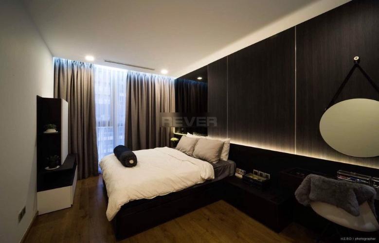 Phòng ngủ căn hộ Vinhomes Cemtral Park, Quận Bình Thạnh Căn hộ Vinhomes Central Park tầng 23 hướng Tây Bắc, đầy đủ nội thất.
