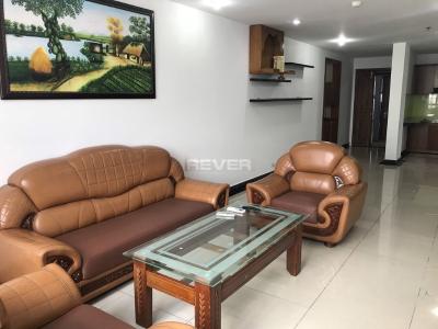 Phòng khách Chánh Hưng Giai Việt, Quận 8 Căn hộ Chánh Hưng Giai Việt tầng trung, nội thất đầy đủ.