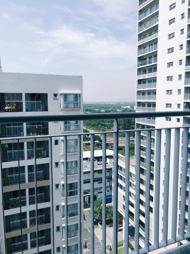 Ban công Scenic Valley, Quận 7 Căn hộ Scenic Valley nội thất cơ bản, view nội khu.